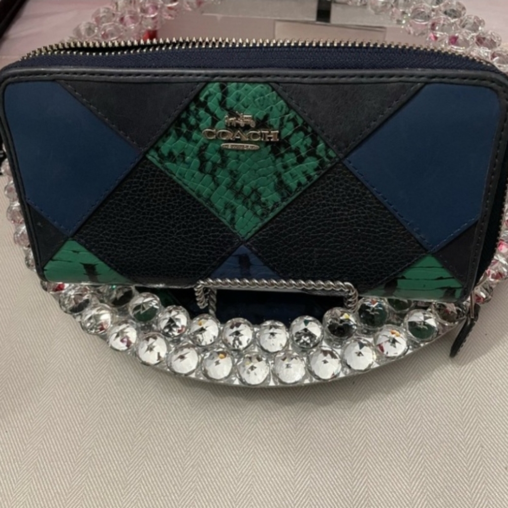 Coach Snake Patchwork Wallet EUC - Picture 6 of 7